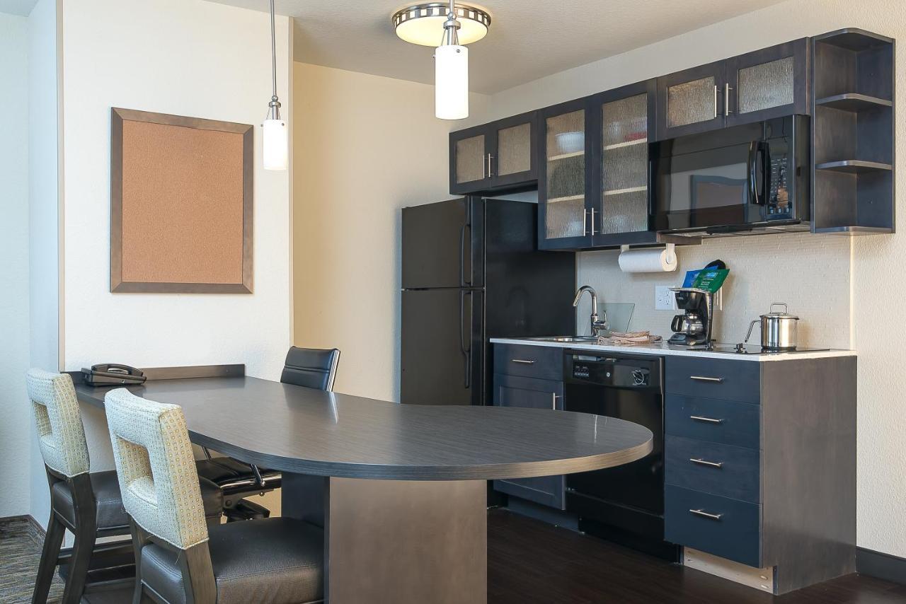 Candlewood Suites Bloomington By Ihg Exteriör bild